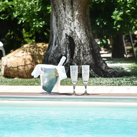 빌라 Calypso With Pool